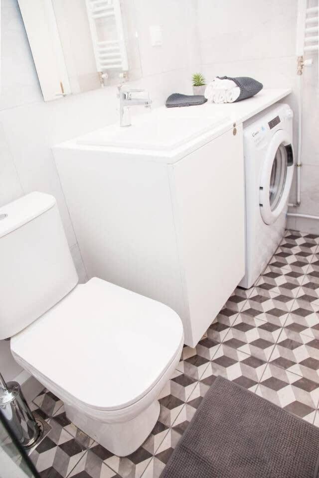 Fully Renovated, Modern Beauty In Central Athens! Εξωτερικό φωτογραφία