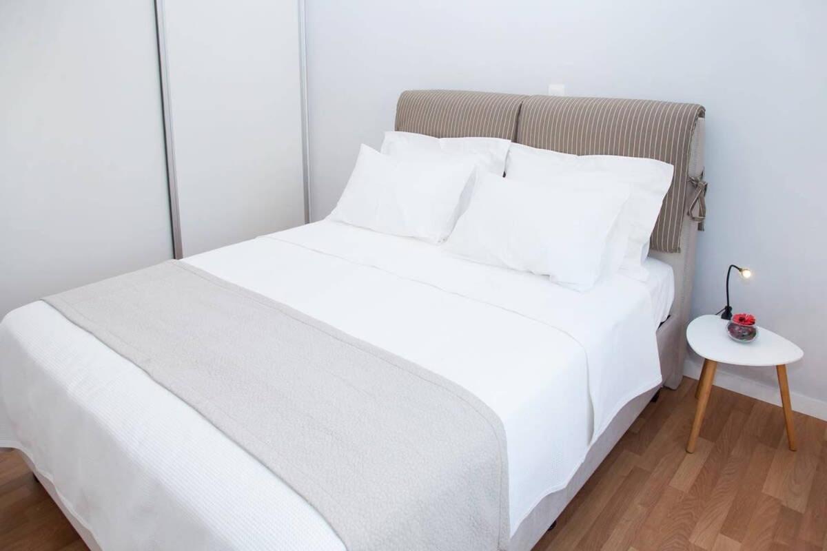 Fully Renovated, Modern Beauty In Central Athens! Εξωτερικό φωτογραφία