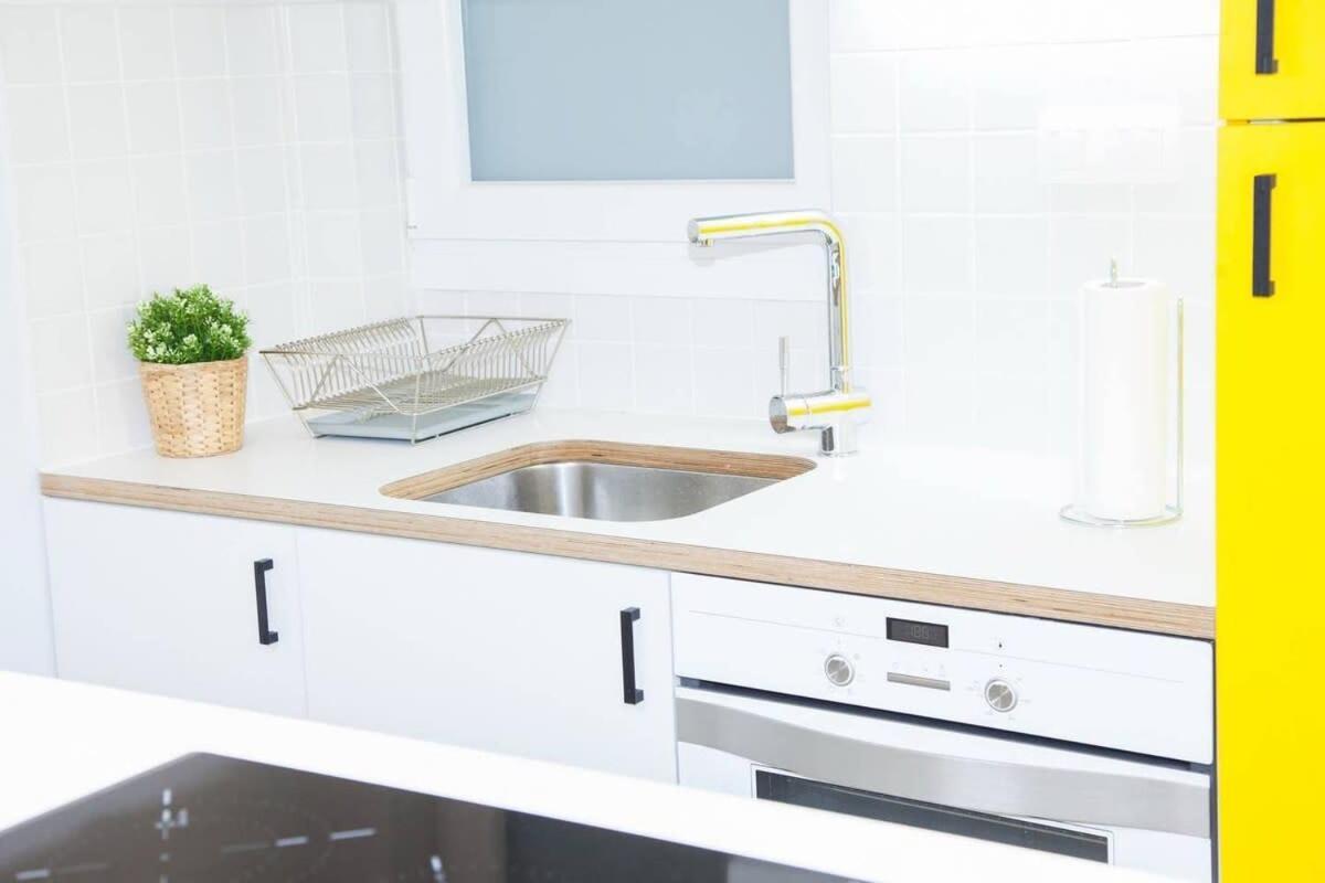 Fully Renovated, Modern Beauty In Central Athens! Εξωτερικό φωτογραφία